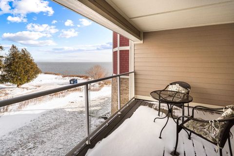 Tiny photo for 2126 Water St #L205, Duluth, MN 55812 (MLS # 6122445)