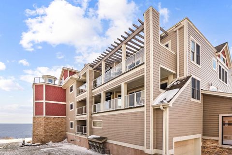 Tiny photo for 2126 Water St #L205, Duluth, MN 55812 (MLS # 6122445)