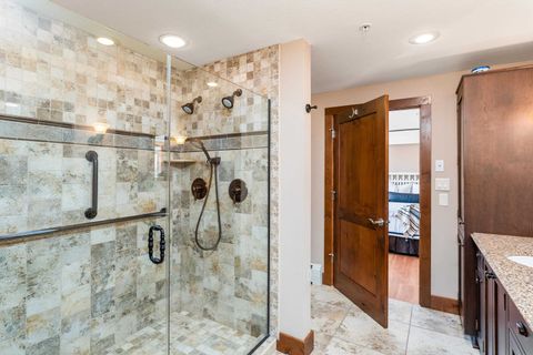 Tiny photo for 2126 Water St #L205, Duluth, MN 55812 (MLS # 6122445)