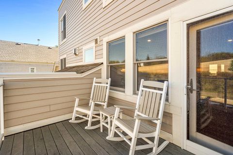 Tiny photo for 2126 Water St #L205, Duluth, MN 55812 (MLS # 6122445)
