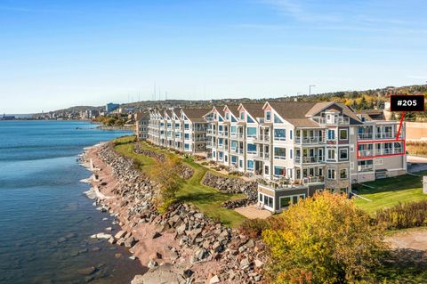 Photo of 2126 Water St #L205, Duluth, MN 55812 (MLS # 6122445)