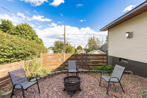 Tiny photo for 1502 E Skyline Pkwy, Duluth, MN 55805 (MLS # 6127913)