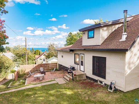 Tiny photo for 1502 E Skyline Pkwy, Duluth, MN 55805 (MLS # 6127913)