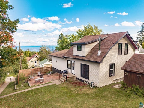 Tiny photo for 1502 E Skyline Pkwy, Duluth, MN 55805 (MLS # 6127913)