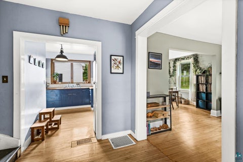 Tiny photo for 1502 E Skyline Pkwy, Duluth, MN 55805 (MLS # 6127913)