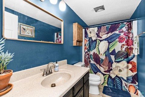 Tiny photo for 1502 E Skyline Pkwy, Duluth, MN 55805 (MLS # 6127913)