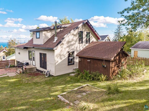 Tiny photo for 1502 E Skyline Pkwy, Duluth, MN 55805 (MLS # 6127913)