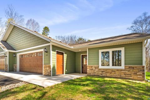 Photo of 1802 Rice Lake Rd, Duluth, MN 55811 (MLS # 6125146)