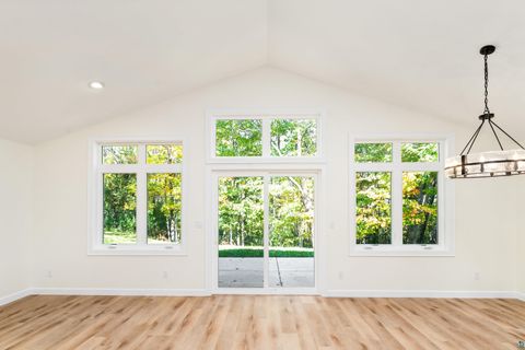 Tiny photo for 1802 Rice Lake Rd, Duluth, MN 55811 (MLS # 6125146)