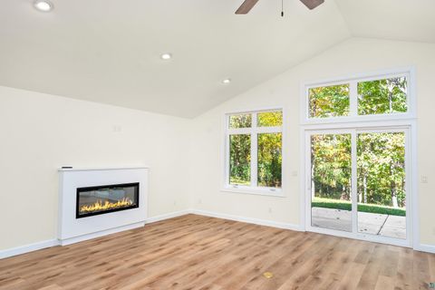 Tiny photo for 1802 Rice Lake Rd, Duluth, MN 55811 (MLS # 6125146)