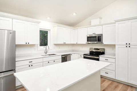 Tiny photo for 1802 Rice Lake Rd, Duluth, MN 55811 (MLS # 6125146)