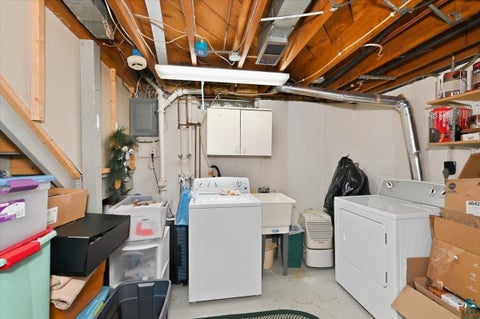 Tiny photo for 141 Madison Ave #4, Duluth, MN 55811 (MLS # 6128225)