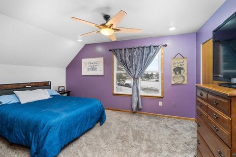 Tiny photo for 811 N 56th Ave W Ave, Duluth, MN 55807 (MLS # 6123823)