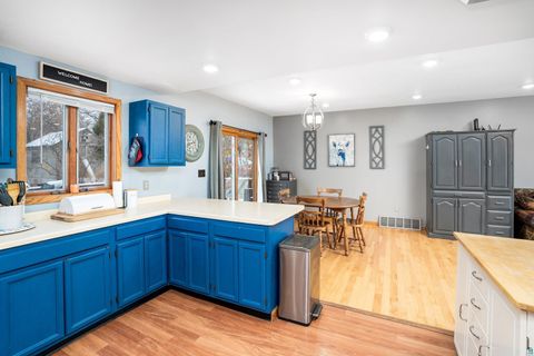 Tiny photo for 811 N 56th Ave W Ave, Duluth, MN 55807 (MLS # 6123823)