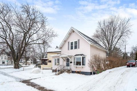 Tiny photo for 811 N 56th Ave W Ave, Duluth, MN 55807 (MLS # 6123823)
