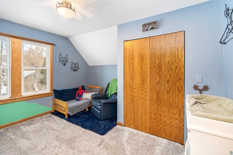 Tiny photo for 811 N 56th Ave W Ave, Duluth, MN 55807 (MLS # 6123823)