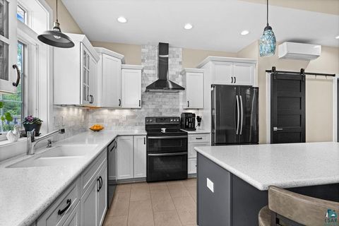 Tiny photo for 4924 Norwood St, Duluth, MN 55804 (MLS # 6126284)