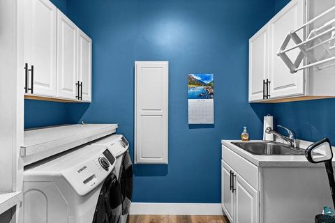 Tiny photo for 4924 Norwood St, Duluth, MN 55804 (MLS # 6126284)