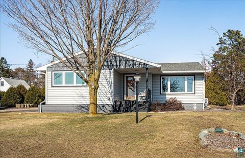 Tiny photo for 3804 Minnesota Ave, Duluth, MN 55802 (MLS # 6124535)