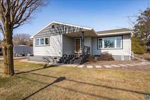 Tiny photo for 3804 Minnesota Ave, Duluth, MN 55802 (MLS # 6124535)