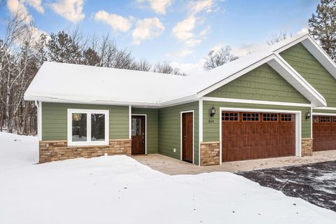 Photo of 1804 Rice Lake Rd, Duluth, MN 55811 (MLS # 6123288)
