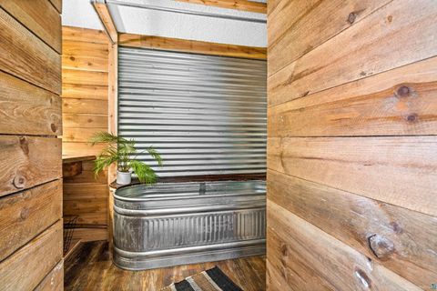 Tiny photo for 2352 Pershing St, Duluth, MN 55811 (MLS # 6124984)