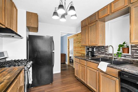 Tiny photo for 2352 Pershing St, Duluth, MN 55811 (MLS # 6124984)