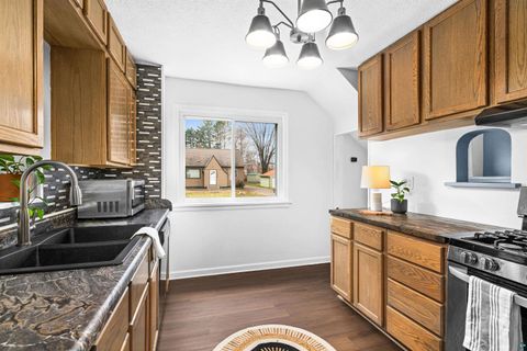 Tiny photo for 2352 Pershing St, Duluth, MN 55811 (MLS # 6124984)