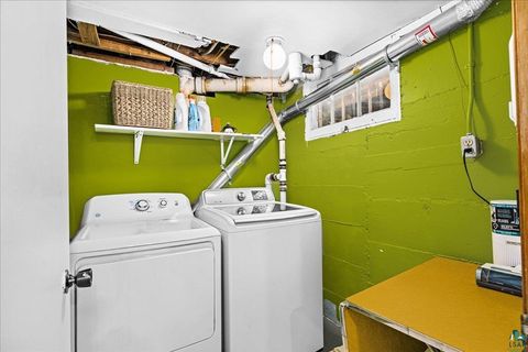 Tiny photo for 116 E Wabasha St, Duluth, MN 55803 (MLS # 6123946)