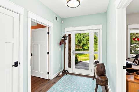 Tiny photo for 8401 Congdon Blvd #6, Duluth, MN 55804 (MLS # 6127478)