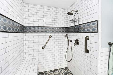 Tiny photo for 8401 Congdon Blvd #6, Duluth, MN 55804 (MLS # 6127478)