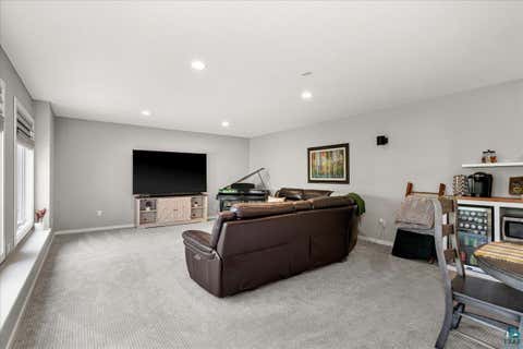 Tiny photo for 3984 Willow Pl, Hermantown, MN 55811 (MLS # 6126557)
