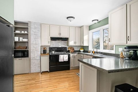 Tiny photo for 2893 Hutchinson Rd, Duluth, MN 55811 (MLS # 6123182)