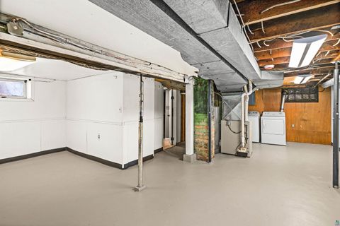 Tiny photo for 4723 W 6th St, Duluth, MN 55807 (MLS # 6123890)