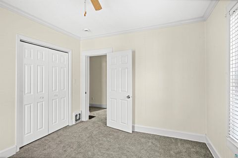 Tiny photo for 4723 W 6th St, Duluth, MN 55807 (MLS # 6123890)