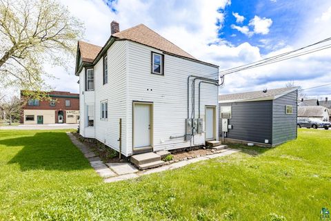 Tiny photo for 2815 W 3rd St, Duluth, MN 55806 (MLS # 6125442)