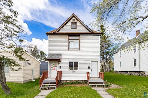 Photo of 2815 W 3rd St, Duluth, MN 55806 (MLS # 6125442)