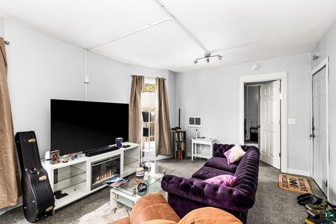 Tiny photo for 2815 W 3rd St, Duluth, MN 55806 (MLS # 6125442)