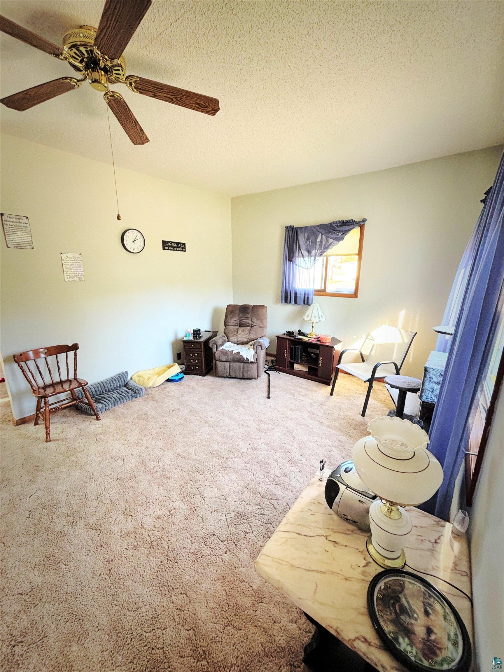 1505 6th St W