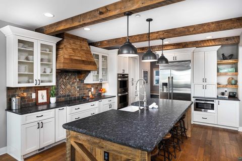 Tiny photo for 119 Montauk Ln, Duluth, MN 55804 (MLS # 6124204)