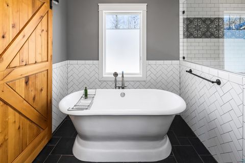 Tiny photo for 119 Montauk Ln, Duluth, MN 55804 (MLS # 6124204)