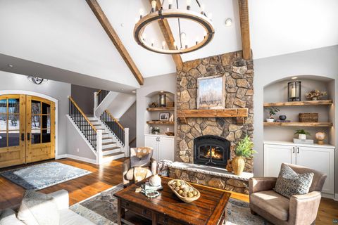 Tiny photo for 119 Montauk Ln, Duluth, MN 55804 (MLS # 6124204)