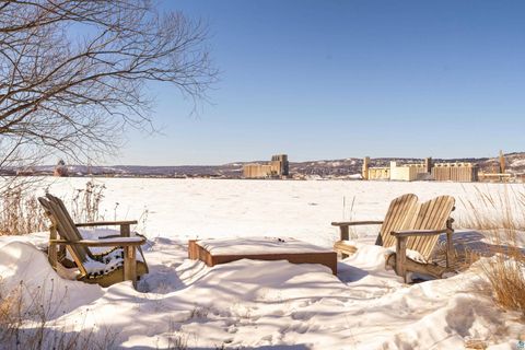 Tiny photo for 312 Harbor Point Cr Cir, Duluth, MN 55802 (MLS # 6124329)