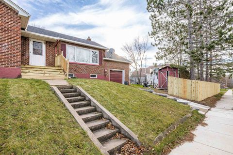 Tiny photo for 401 Memorial Dr, Buhl, MN 55713 (MLS # 6122932)