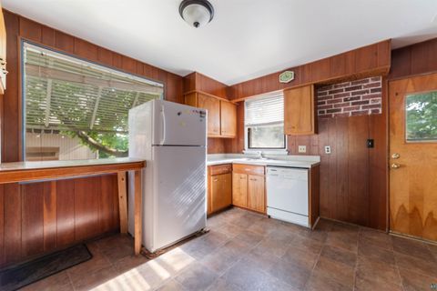 Tiny photo for 915 Grandview Ave, Duluth, MN 55812 (MLS # 6124089)
