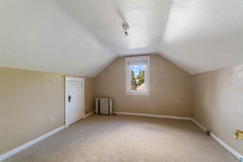 Tiny photo for 915 Grandview Ave, Duluth, MN 55812 (MLS # 6124089)