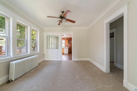 Tiny photo for 915 Grandview Ave, Duluth, MN 55812 (MLS # 6124089)