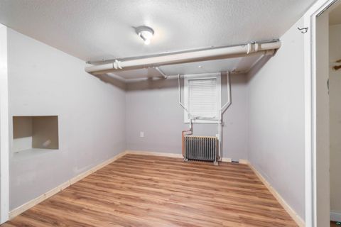 Tiny photo for 915 Grandview Ave, Duluth, MN 55812 (MLS # 6124089)