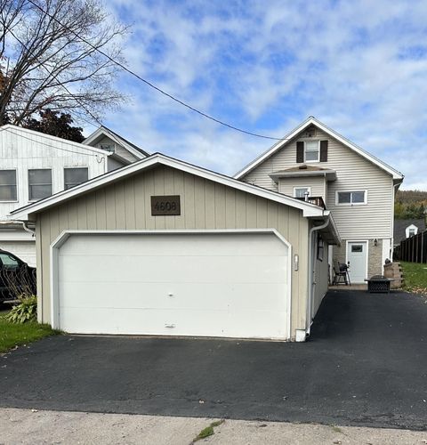 Tiny photo for 4608 W 7th St, Duluth, MN 55807 (MLS # 6122587)