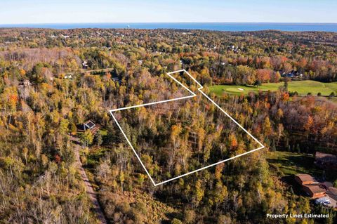 Tiny photo for 47 3rd Ave S, Duluth, MN 55803 (MLS # 6122639)